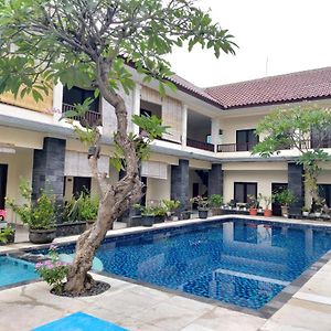 Radha Bali Hotel